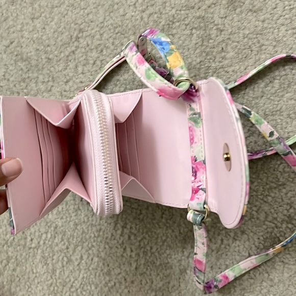 Floral Crossbody - Picture 2 of 2